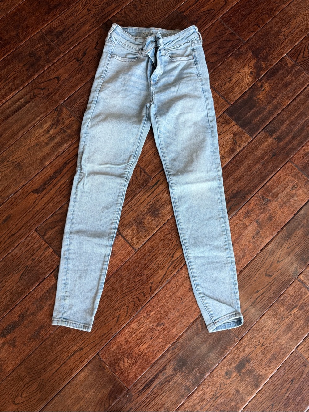 American Eagle Outfitters Light Blue High-Rise Skinny Jeans